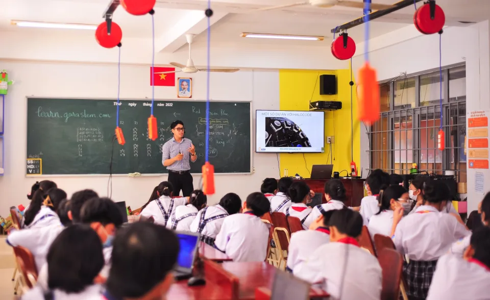 Sinh viên học tiếng Anh tại Cơ Sở Dạy Thêm Trần Huệ